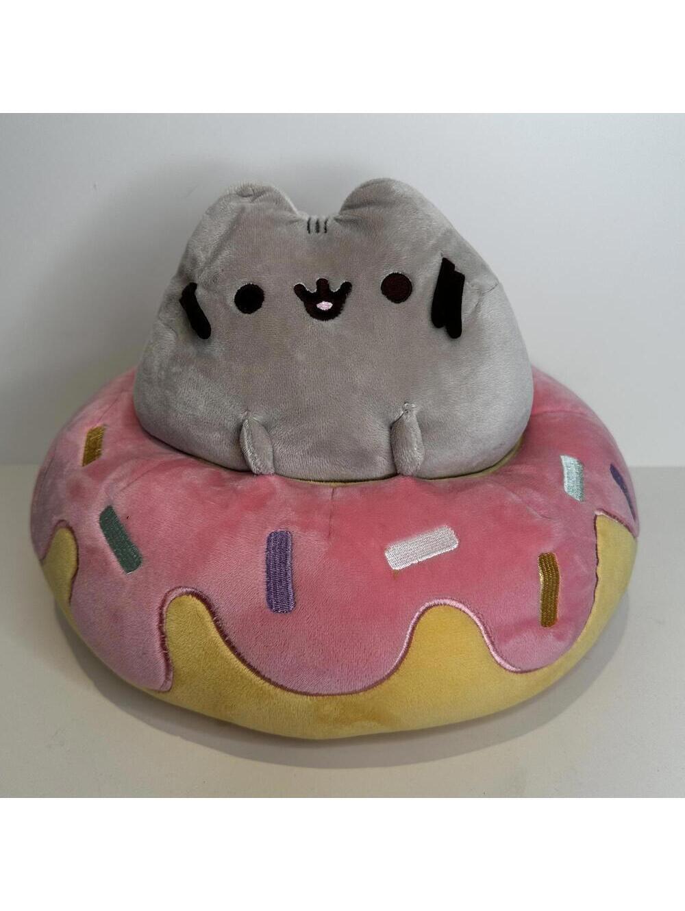 Pusheen Donut Floatie GUND Plush Claires Exclusive 2022